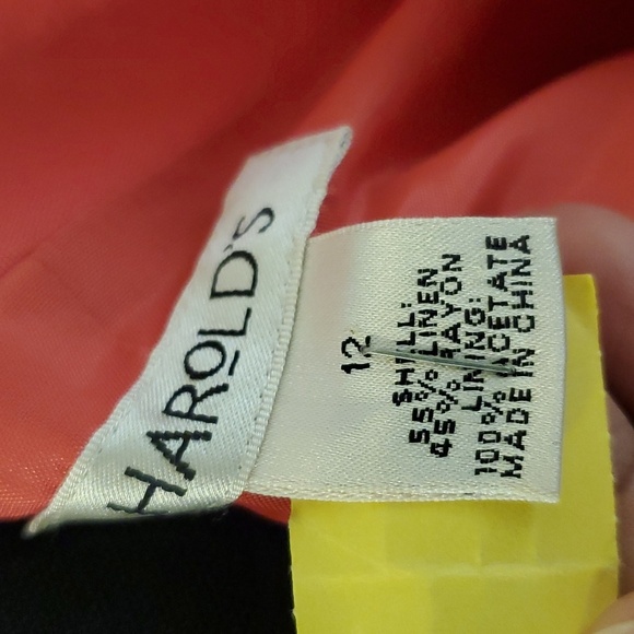 Harold's - Picture 4 of 6